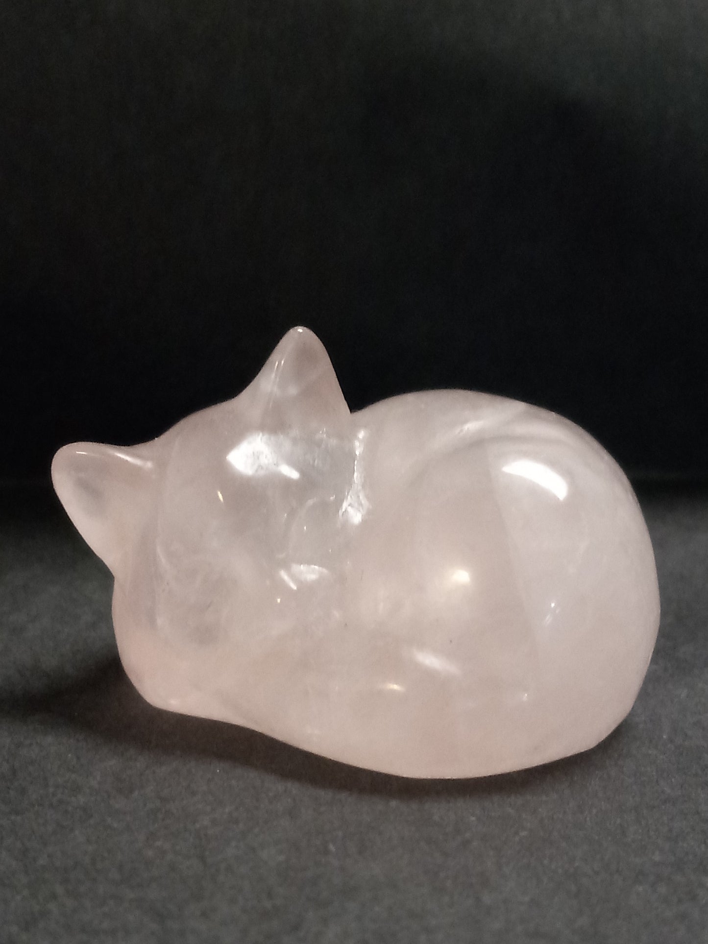 Rose Quartz Sleepy Kitty Carving