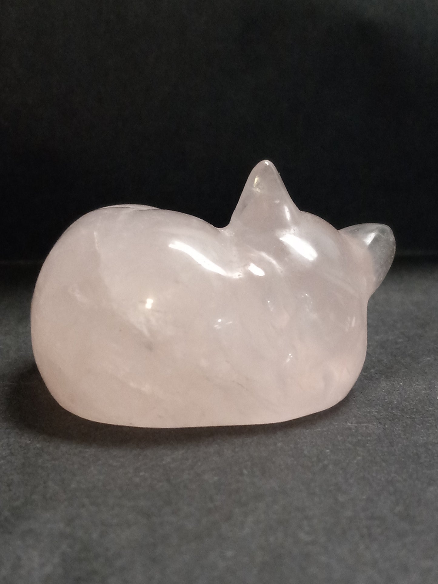 Rose Quartz Sleepy Kitty Carving