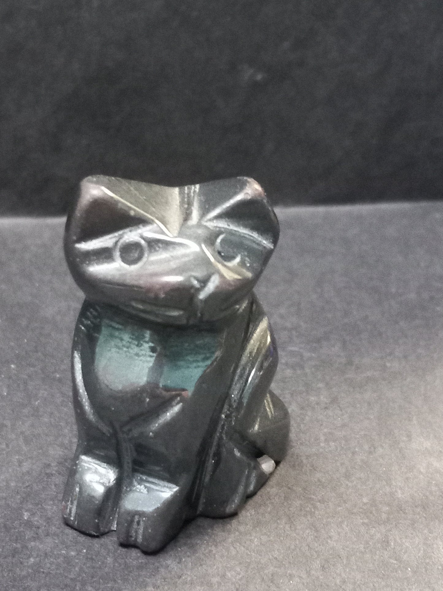 Hematite Kitty Carving